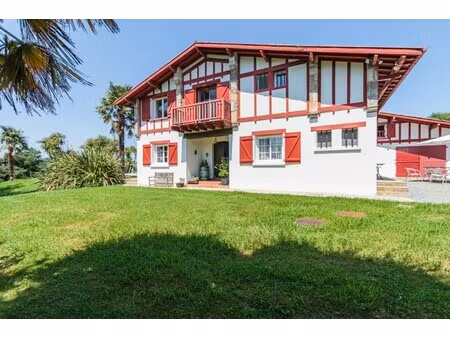 maison de luxe à vendre à espelette