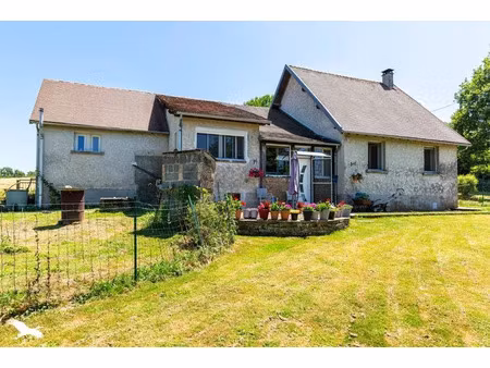 vente maison 5 pièces 104 m² à sarlande (24270)  179 000 €