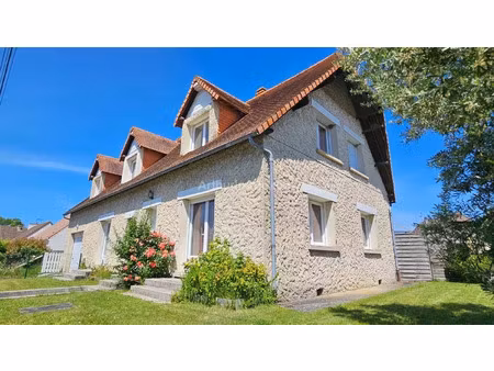 vente maison 9 pièces 170 m2 à bavent