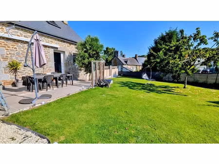 vente maison 6 pièces 125 m² à saint-germain-en-coglès (35133)  243 800 €