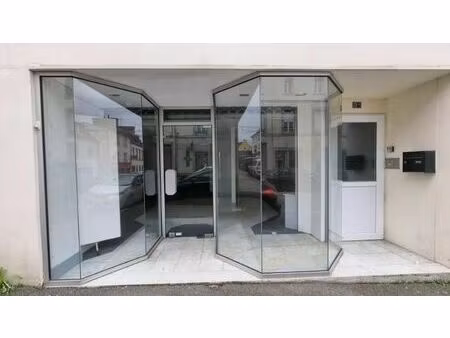 location commerce à carhaix-plouguer (29270)