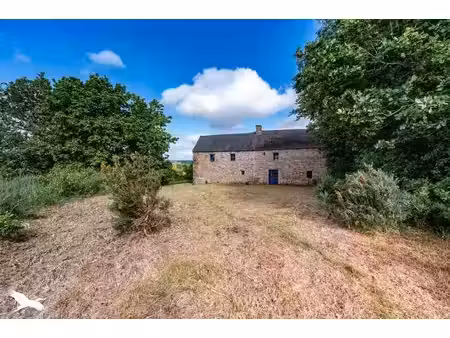 maison en pierre de 7 pièces principales