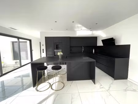 vente villa 4 pièces 139 m² à fitou (11510)  373 500 €