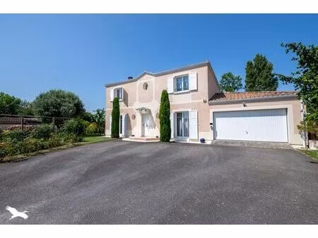 vente maison 6 pièces 152 m² carignan-de-bordeaux (33360)