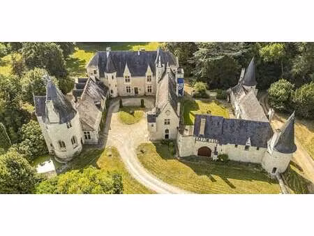château classé monument historique saumur (49)