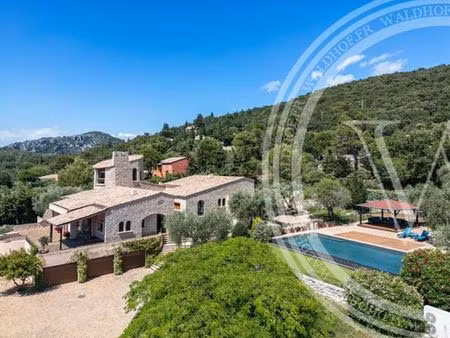 villa de luxe de 6 pièces en location peille  provence-alpes-côte d'azur