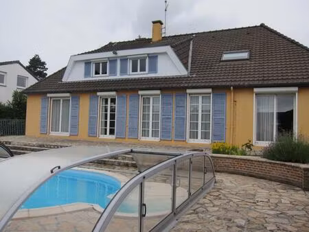 maison 8 pièces  marly