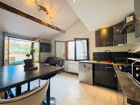 maison de village avec garage et terrasse à tallard