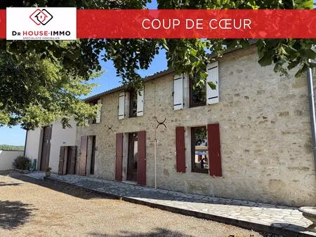 ensemble immobilier de caractère avec deux maisons  dépendances  piscine et parc arboré !