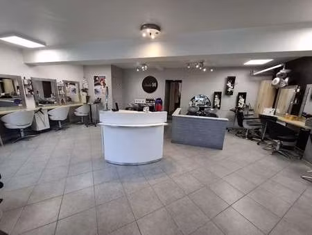 vente bureaux et commerces à gévezé (35850) : à vendre / 71m² gévezé