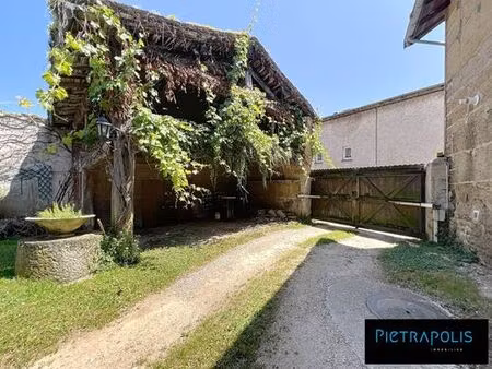 maison de luxe 6 chambres en vente à civrieux  auvergne-rhône-alpes