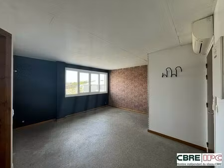 location bureau arcangues 35 m²