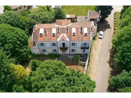 maison de 10 pièces de luxe en vente à pusignan  auvergne-rhône-alpes