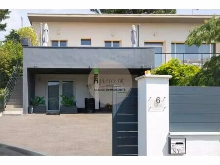 maison de luxe de 211 m2 en vente rochetaillée-sur-saône  auvergne-rhône-alpes