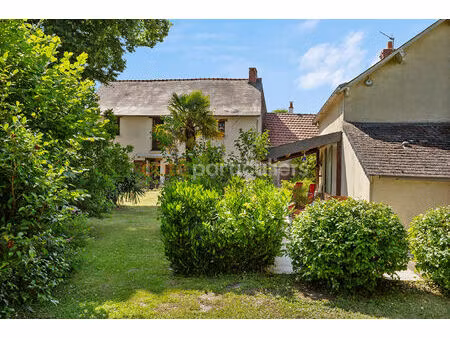 suce sur erdre -- maison 5 pieces -- jardin -- garage -- dependance habitable