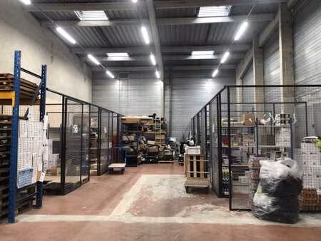 location local industriel 395 m² à quimper (29000)