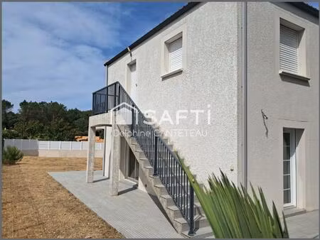 maison spacieuse au bord de l'océan