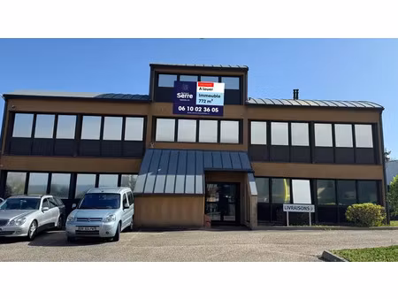 a louer - immeuble independant 772 m2 - andrezieux boutheon