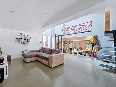 maison 240 m² avec dépendances sur 514 m² de terrain