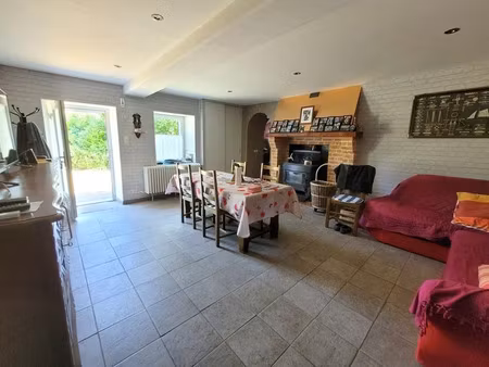 vente maison 4 pièces 142 m² à gouttieres (63390)  147 900 €