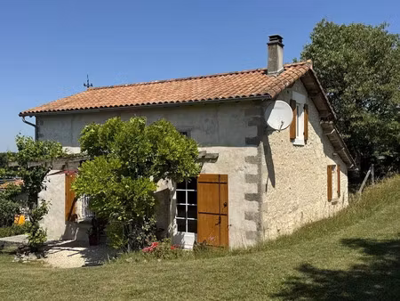 vente maison 6 pièces 96 m² à brossac (16480)  184 500 €