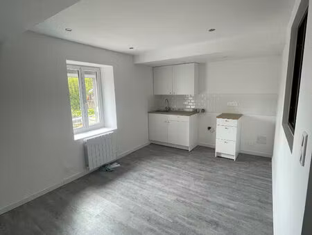 location appartement 3 pièces 47m²