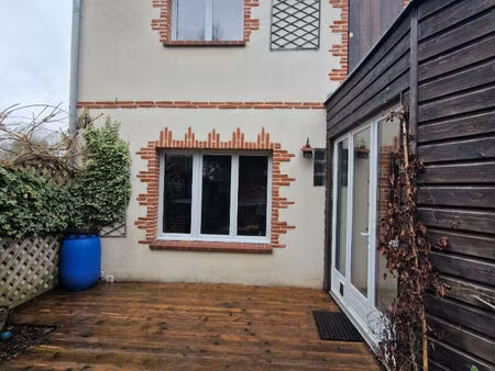 maintenon coeur de ville maison de ville à louer de 5 pièces de 87.18m²