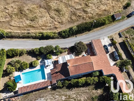 vente maison piscine à trizay (17250) : à vendre piscine / 185m² trizay