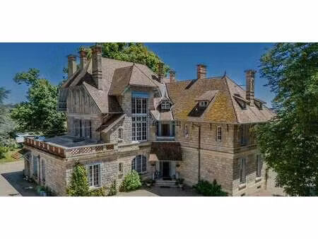 château gueugnon (71)