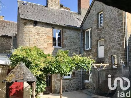 vente maison à lassay-les-châteaux (53110) : à vendre / 170m² lassay-les-châteaux