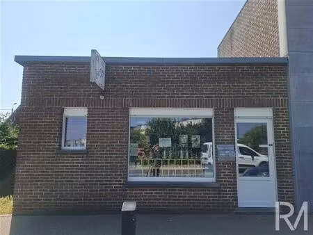rez-de-chaussée commercial à oupeye
