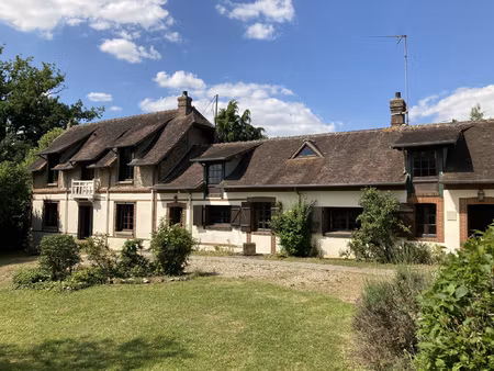 rueil la gadelière - maison de 180 m2 sur 8750 m 2 de terrai