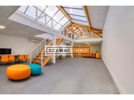 local d'activités de 260m²