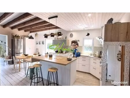 propriété 6 pièces 135 m²
