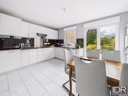 maison 5 pièces 110 m²