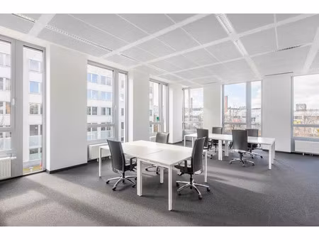 location meublée locaux professionnels 100 m² à le mans (72000)  8 096 €