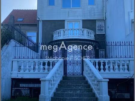 maison 9 pièces 236m2