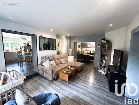 immeuble 210 m² betting