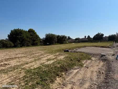 villeneuve - terrain libre constructeur