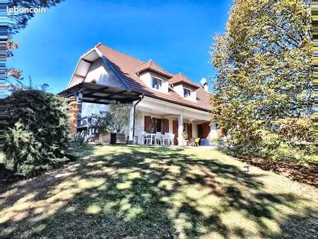 villa 6 pièces 173 m²