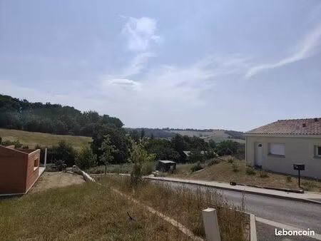terrain 502 m² auragne
