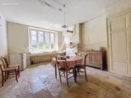 maison 5 pièces 158 m²