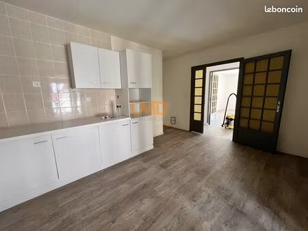 immeuble 130 m² cransac