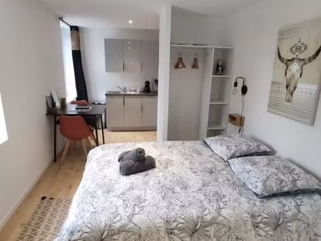 immeuble 120 m² neris les bains