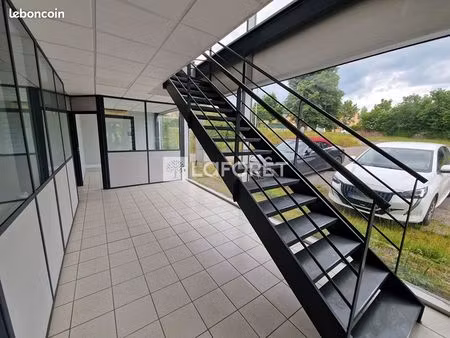 local commercial 430 m² olemps