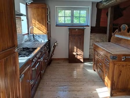 chalet 6 pièces 300 m²