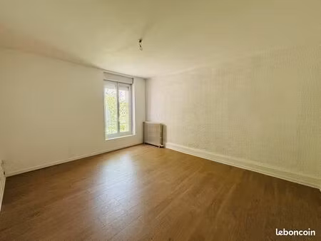 maison 8 pièces 240 m²