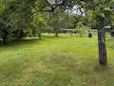 rare terrain à bâtir de 1 220 m* à beychac-et-caillau (33750)