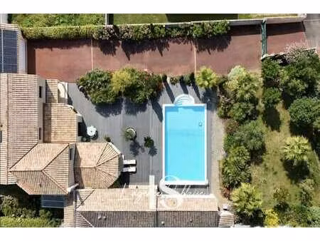 vente maison piscine aux sables-d'olonne (85100) : à vendre piscine / 202m² les sables-d'o