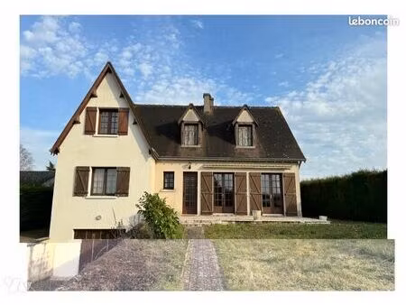 maison 9 pièces 130 m²